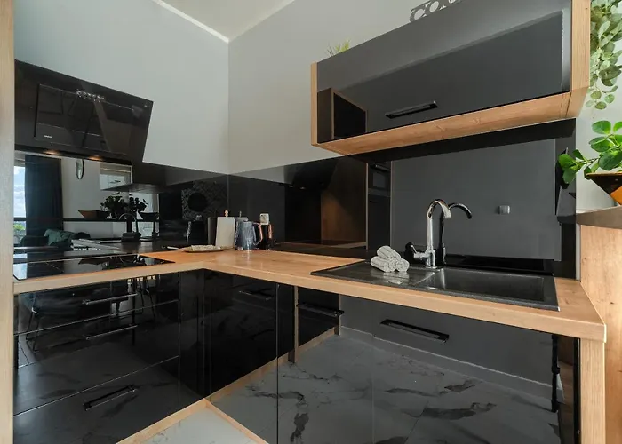 Exclusive Apartment *